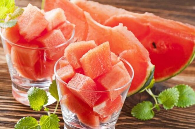 watermelon pulp in a diet