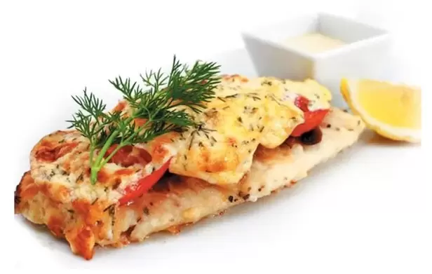 Baked fish with herbs and garlic on the 6-petal diet menu
